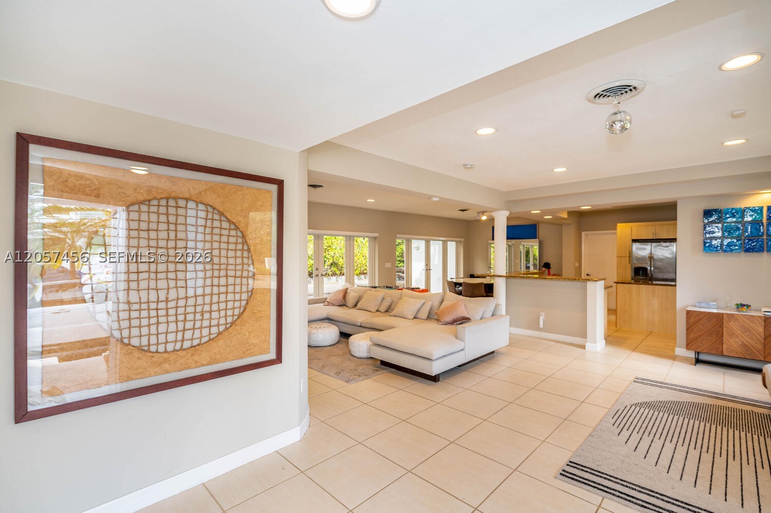 9520 E Broadview Dr, Bay Harbor Islands FL 33154