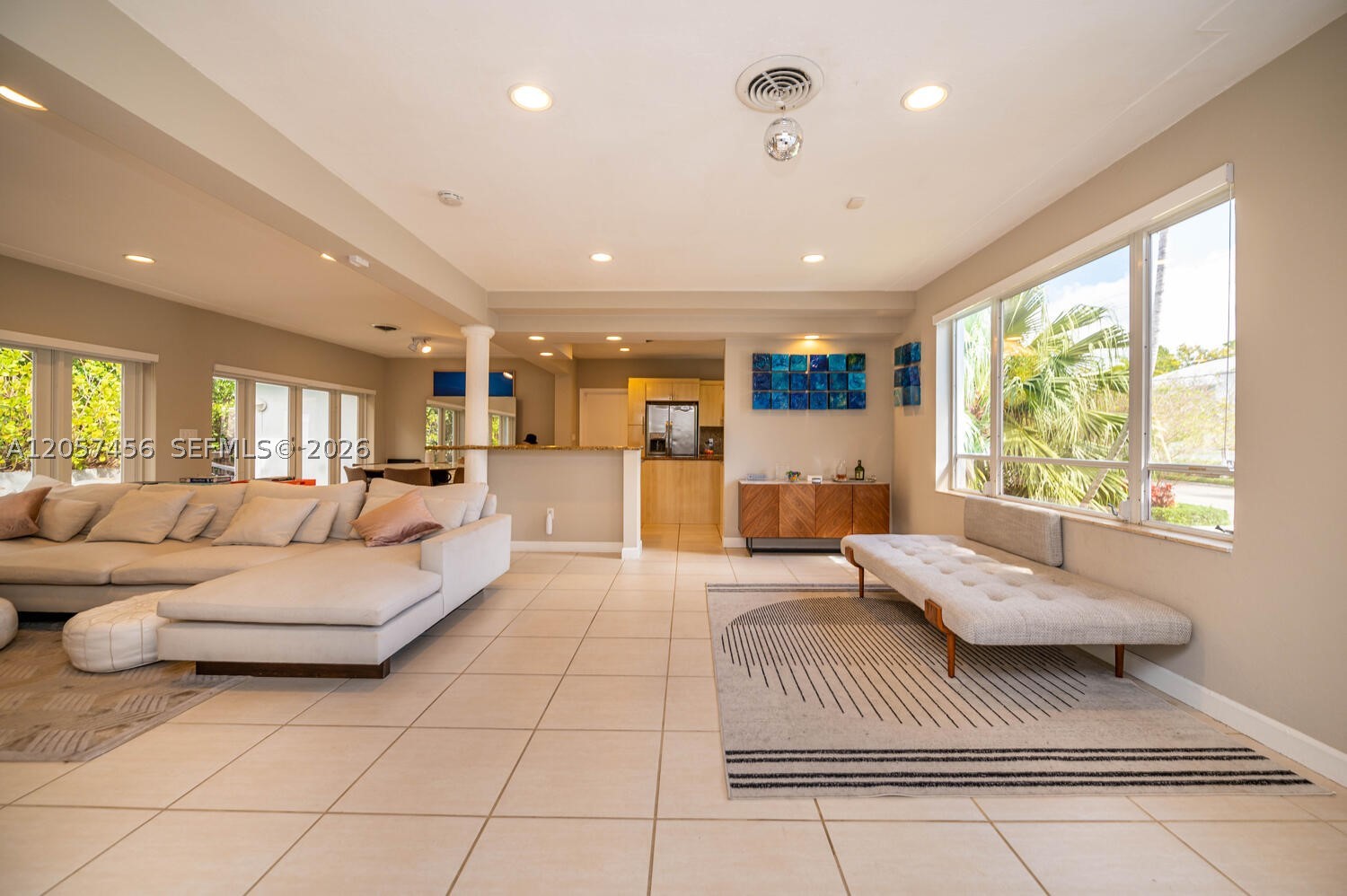 9520 E Broadview Dr, Bay Harbor Islands FL 33154