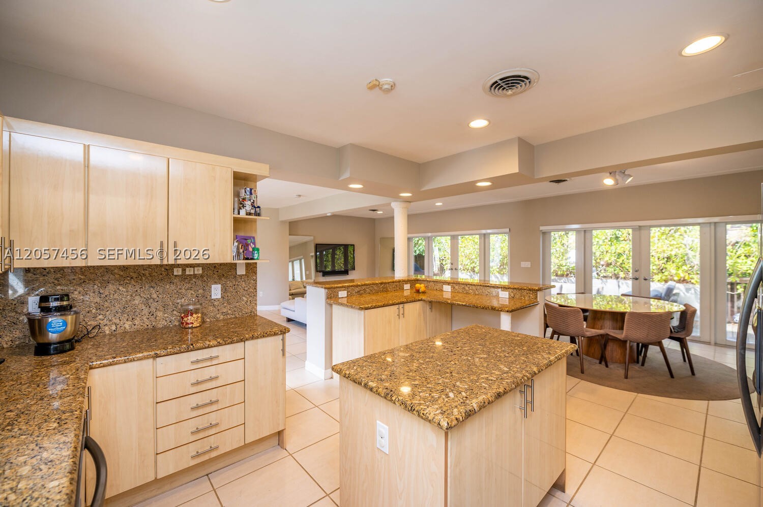 9520 E Broadview Dr, Bay Harbor Islands FL 33154