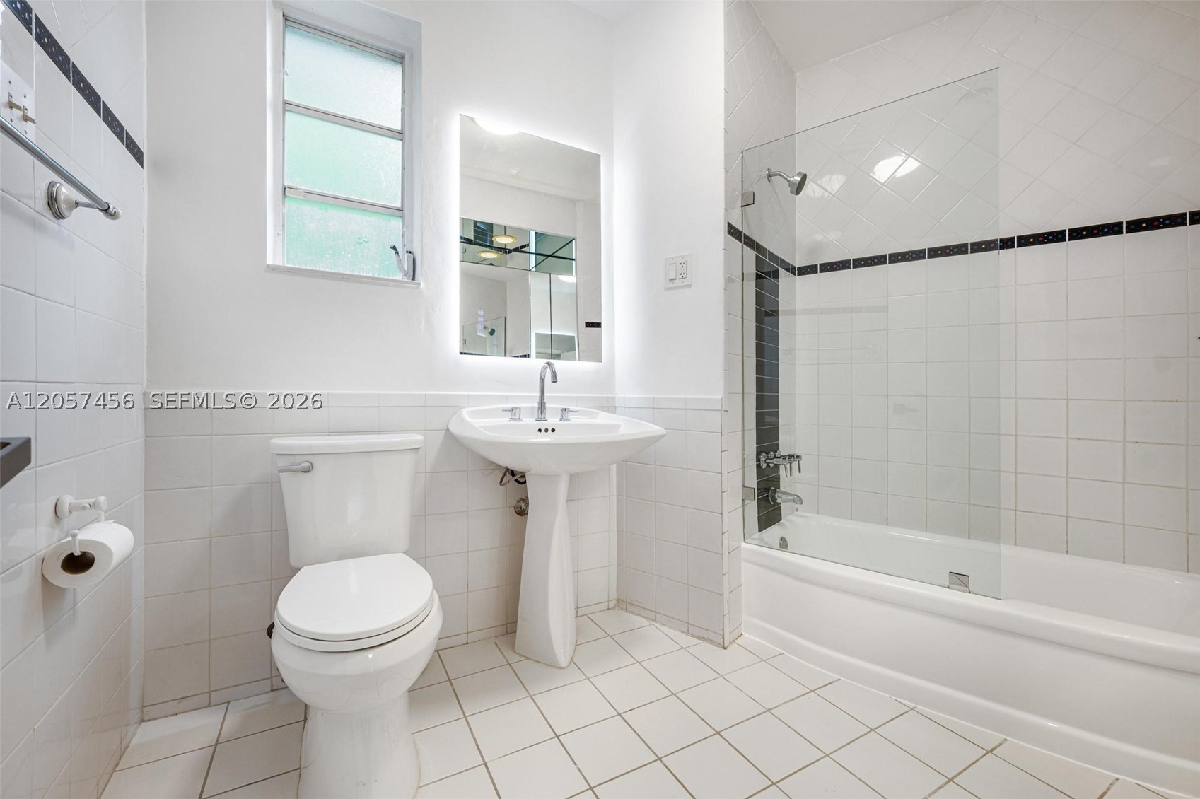9520 E Broadview Dr, Bay Harbor Islands FL 33154