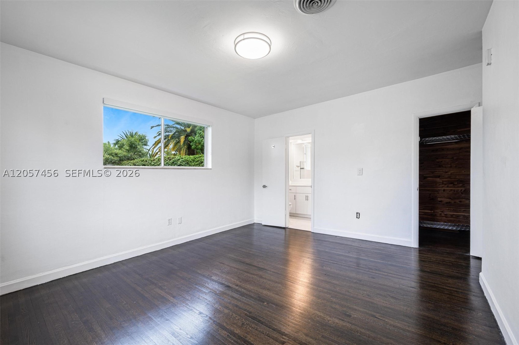 9520 E Broadview Dr, Bay Harbor Islands FL 33154
