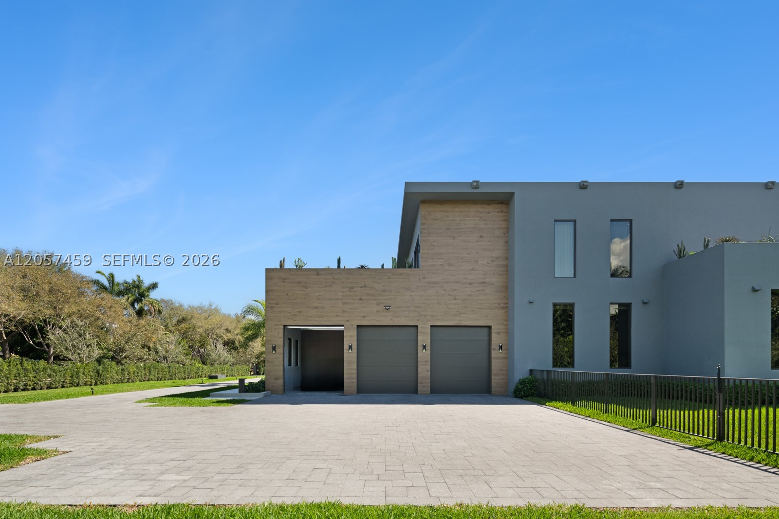 5900 SW 129th Ter, Pinecrest FL 33156