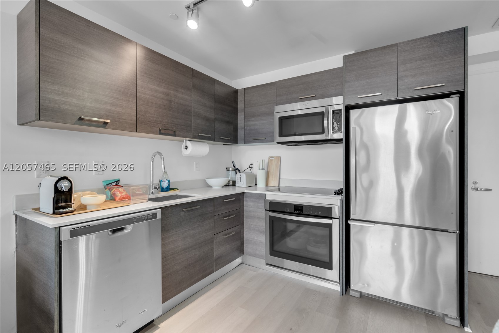 151 SE 1st St #2109, Miami FL 33131