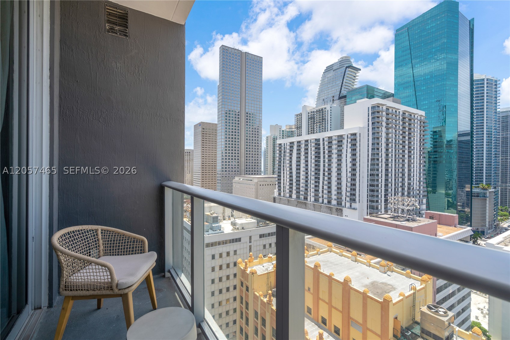 151 SE 1st St #2109, Miami FL 33131