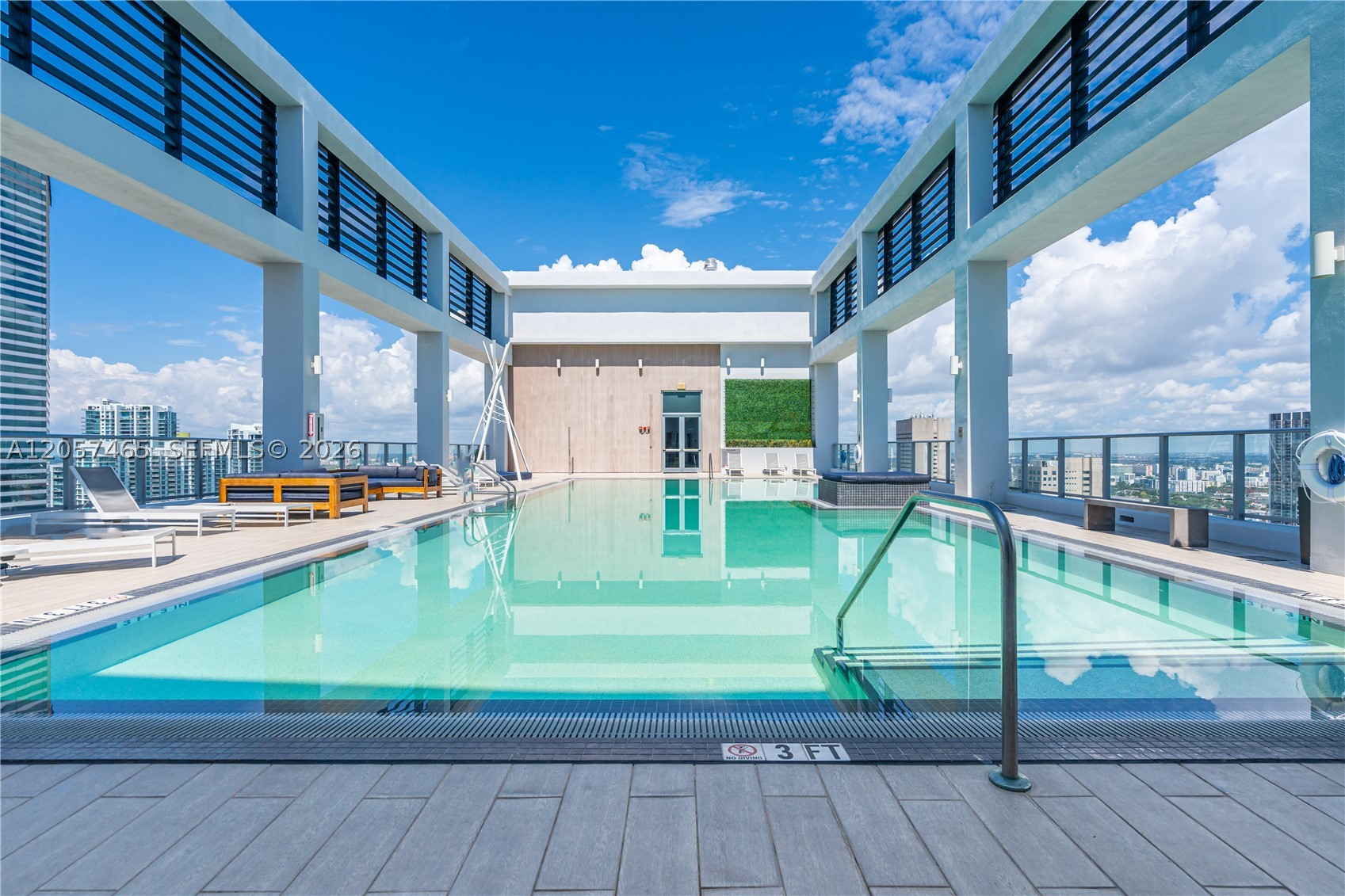 151 SE 1st St #2109, Miami FL 33131