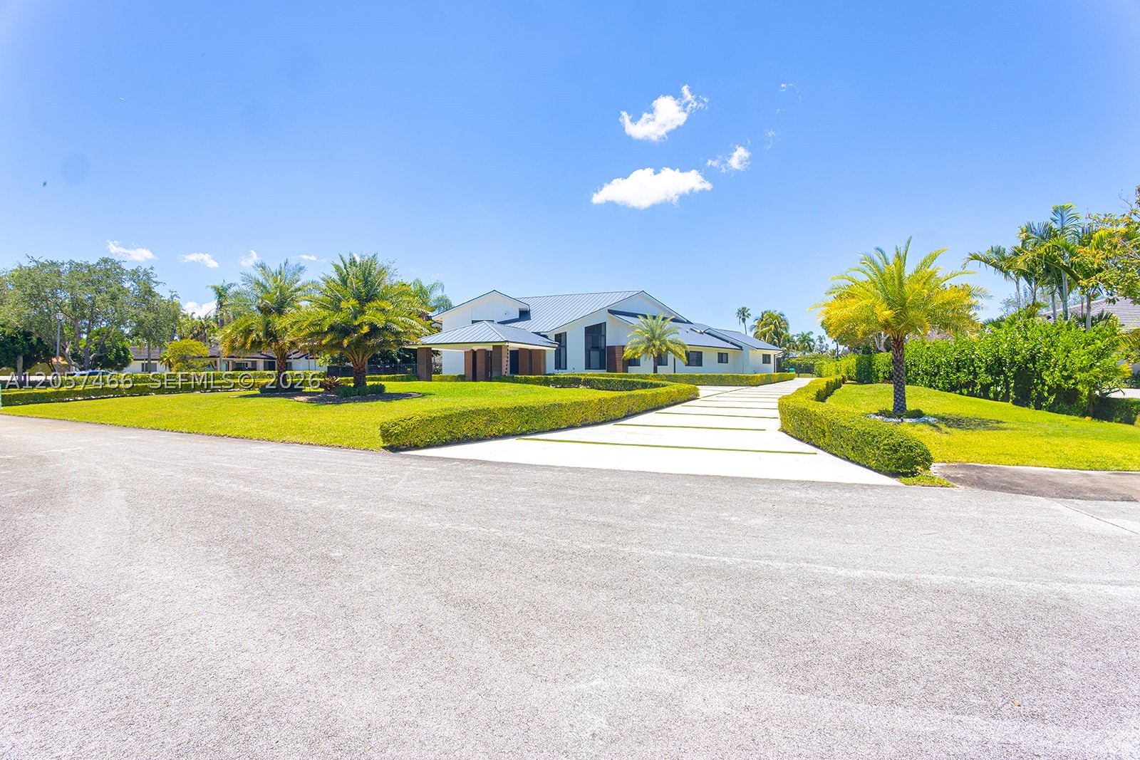 10506 SW 89 Place #0, Miami FL 33176