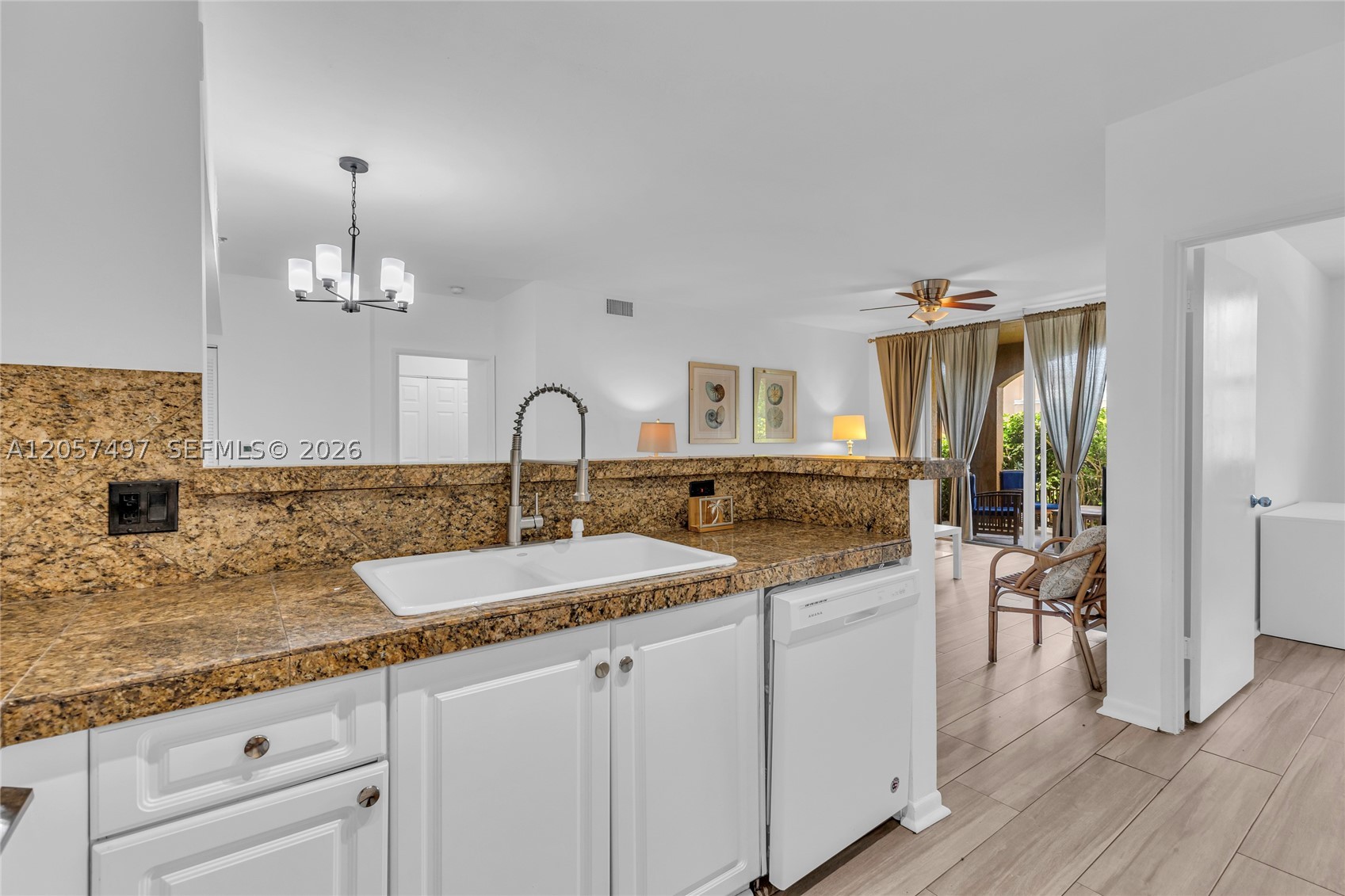 19501 E Country Club Dr #9101, Aventura FL 33180