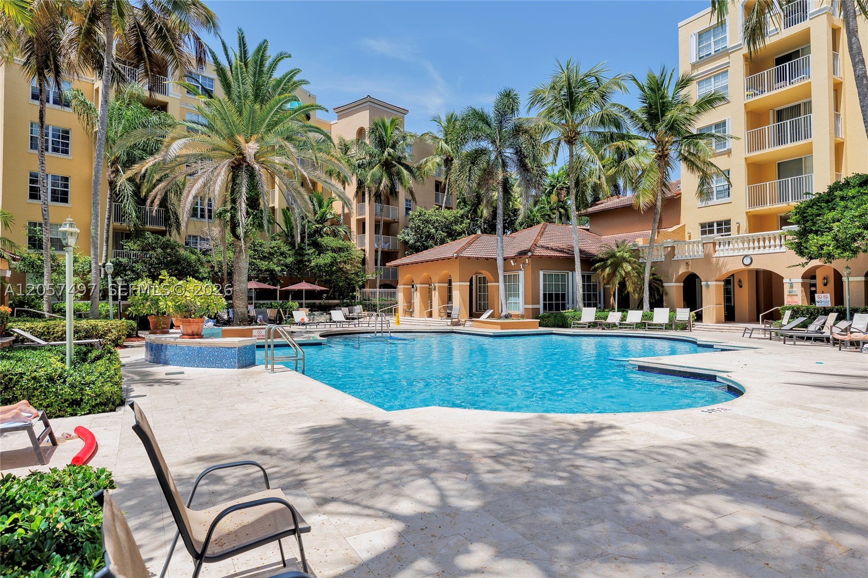 19501 E Country Club Dr #9101, Aventura FL 33180