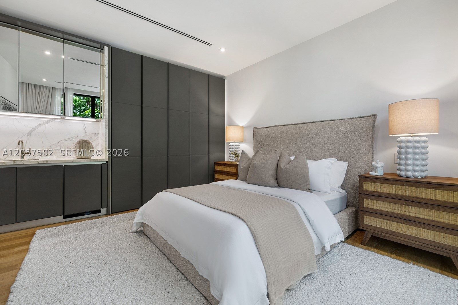 503 E Dilido Dr, Miami Beach FL 33139