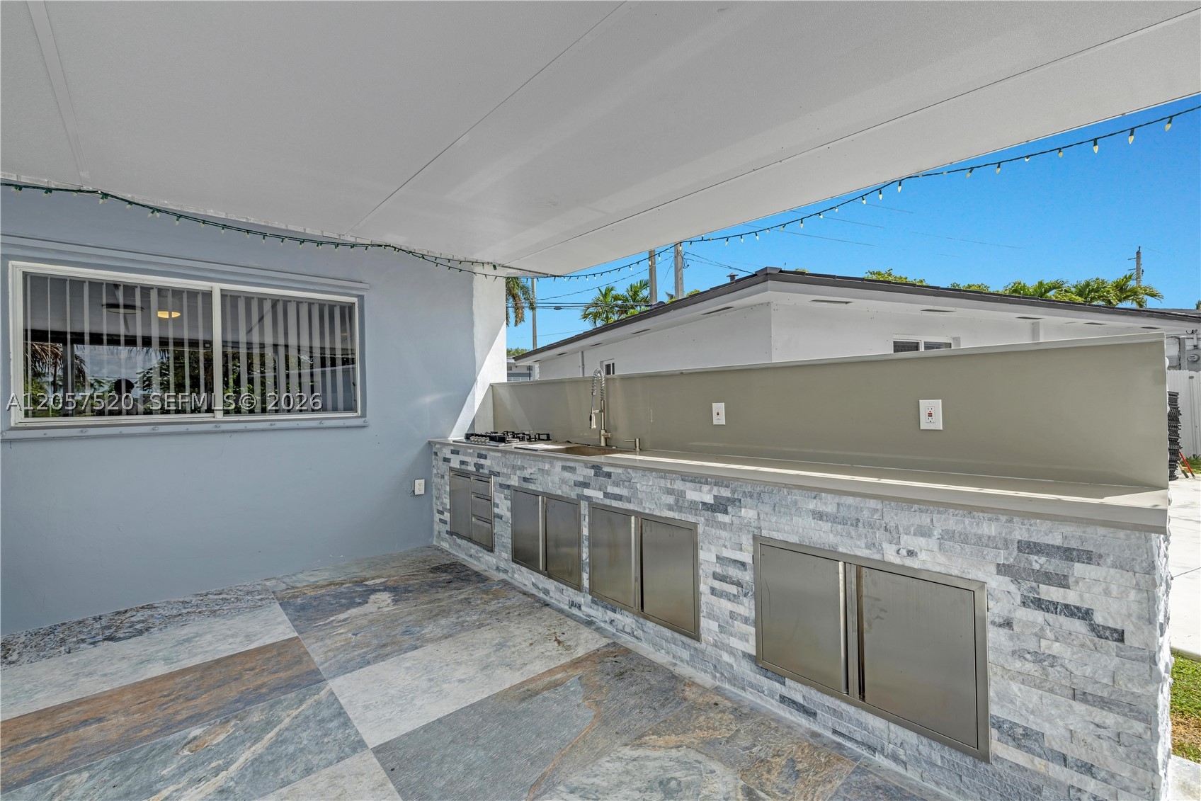 10350 SW 48th St #1, Miami FL 33165