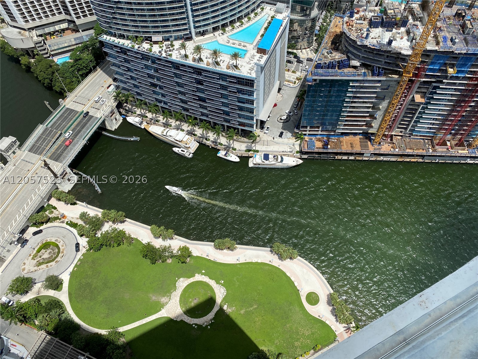 465 Brickell Ave #5304, Miami FL 33131