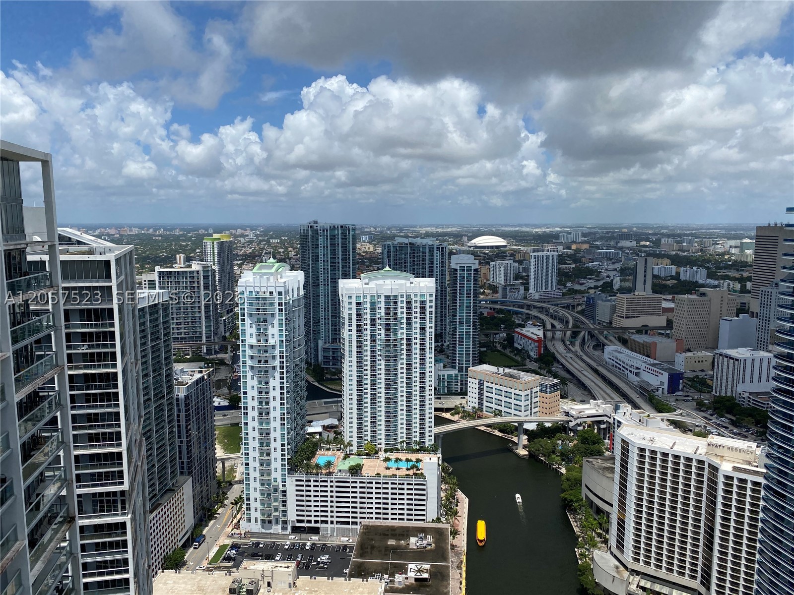 465 Brickell Ave #5304, Miami FL 33131
