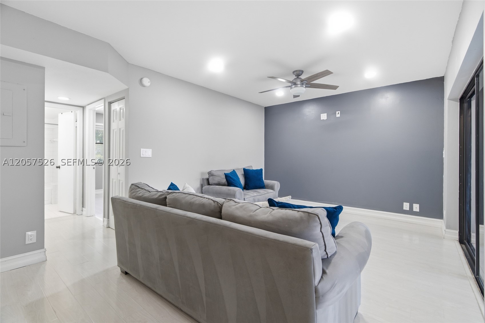 11444 NW 10th St #11444, Pembroke Pines FL 33026