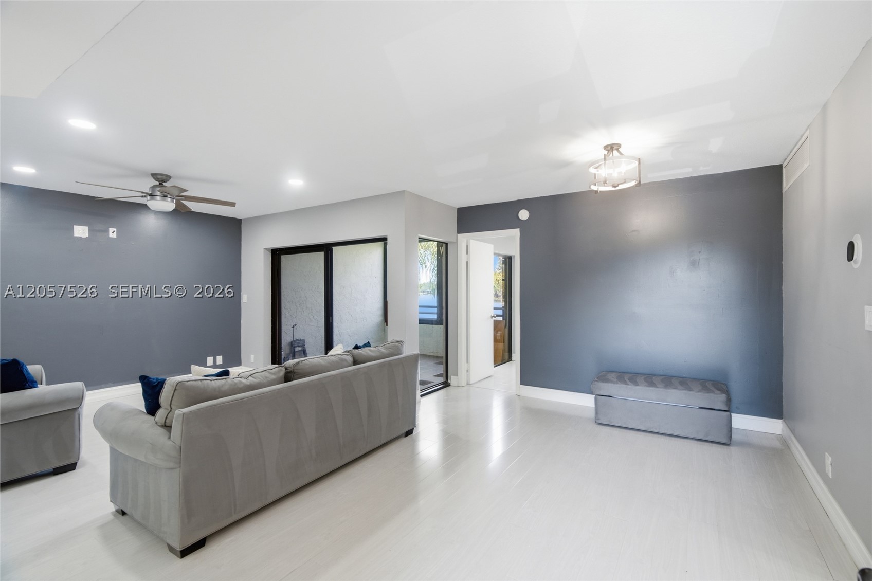 11444 NW 10th St #11444, Pembroke Pines FL 33026