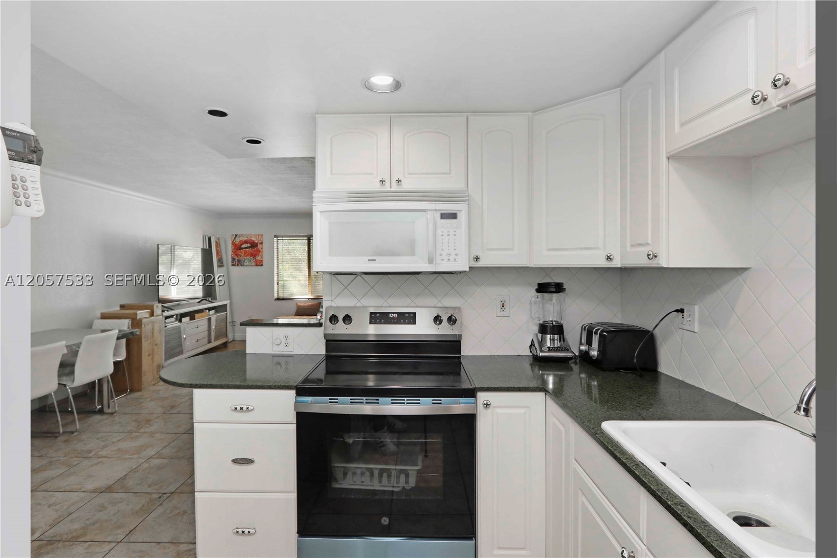 8617 SW 68th Ct #24, Pinecrest FL 33156