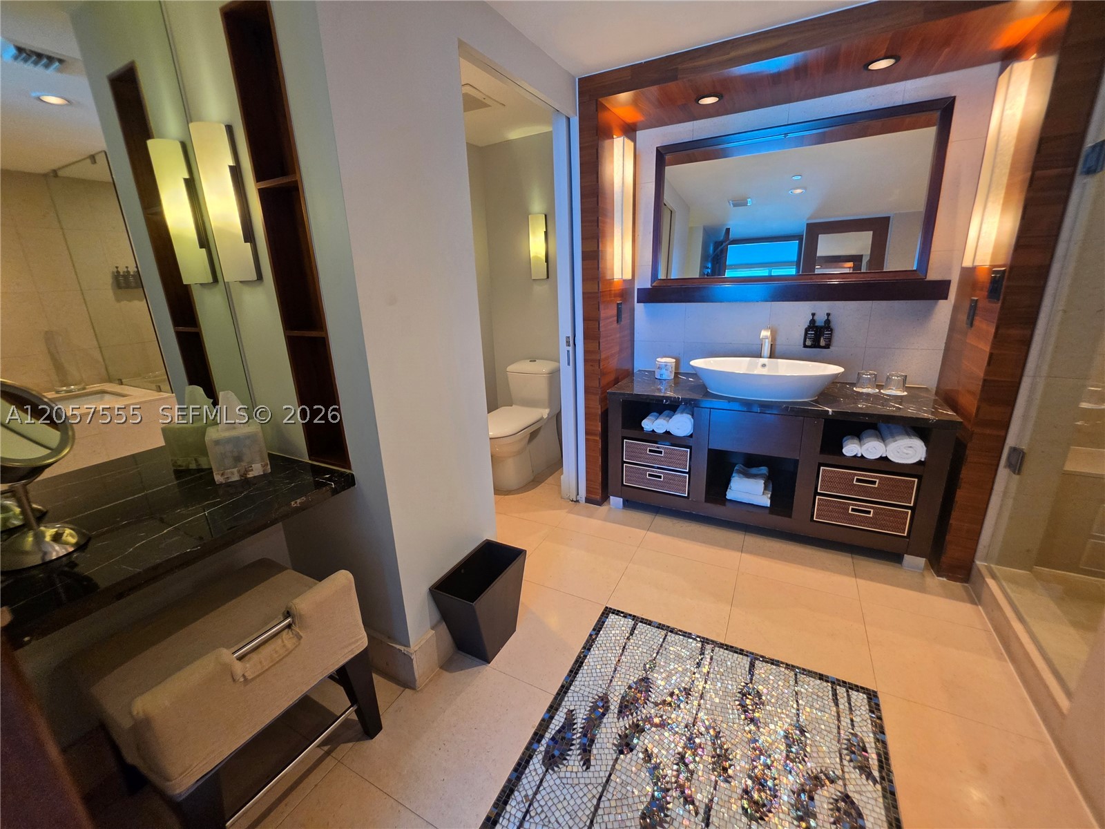 6801 Collins Ave #1020 Door 1006 Leal, Miami Beach FL 33141