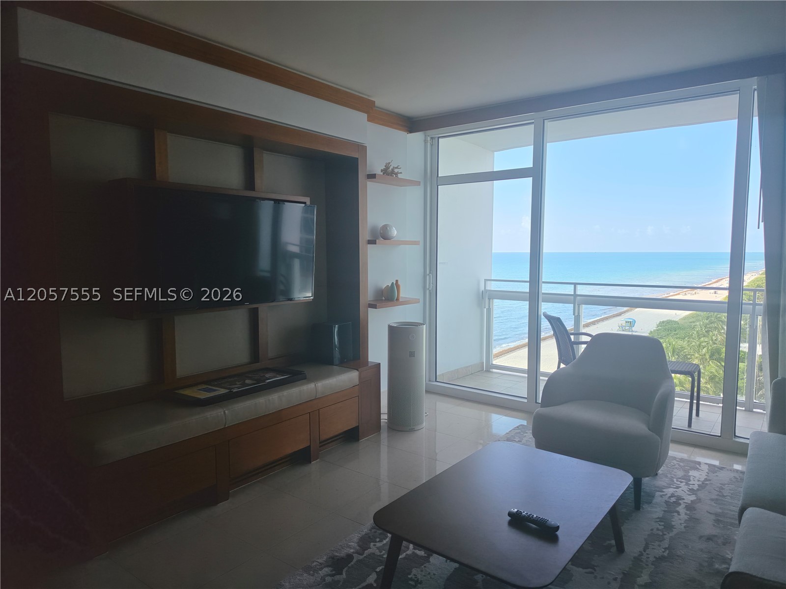 6801 Collins Ave #1020 Door 1006 Leal, Miami Beach FL 33141