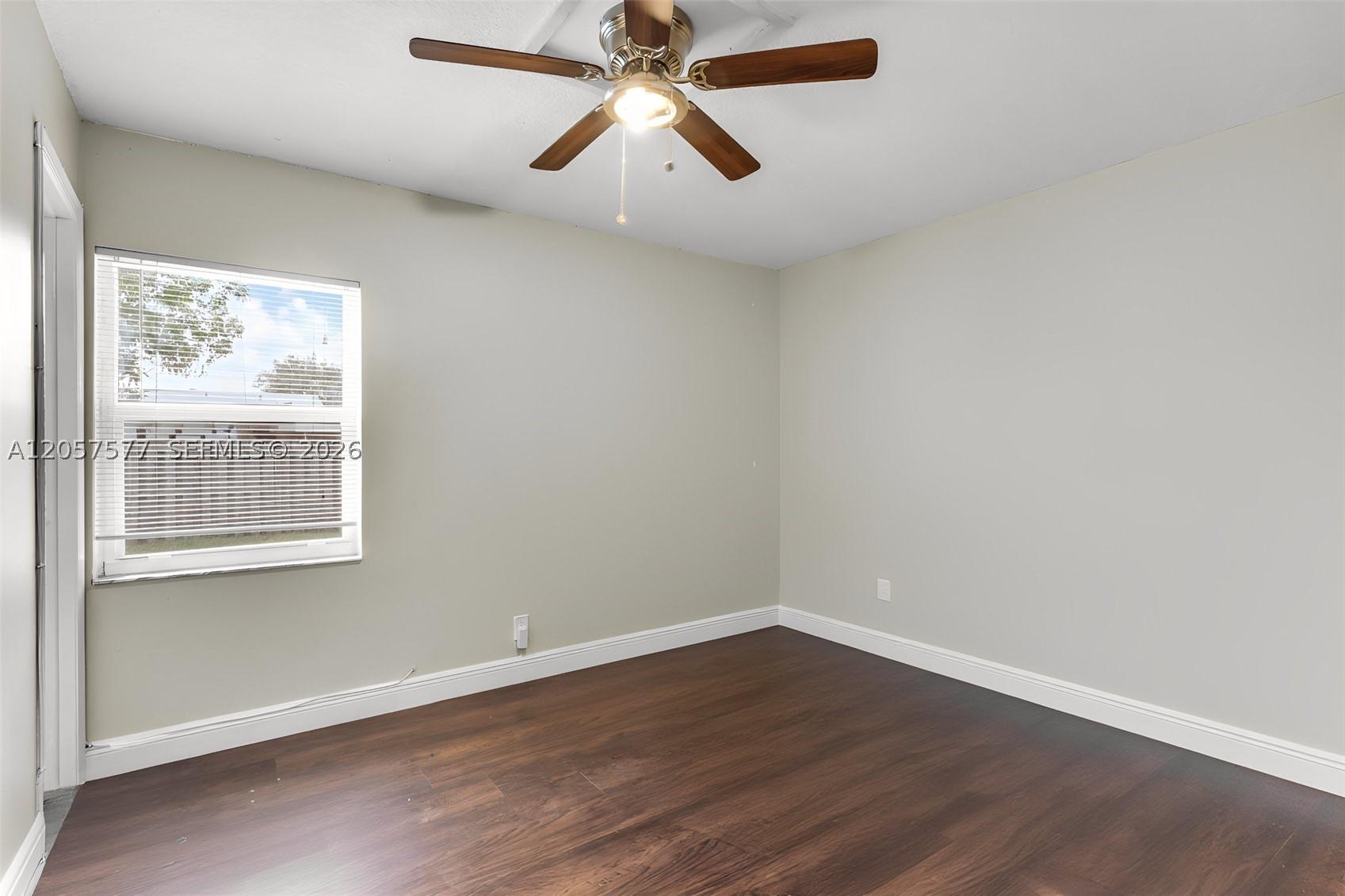 405 SW 77th Ave, North Lauderdale FL 33068