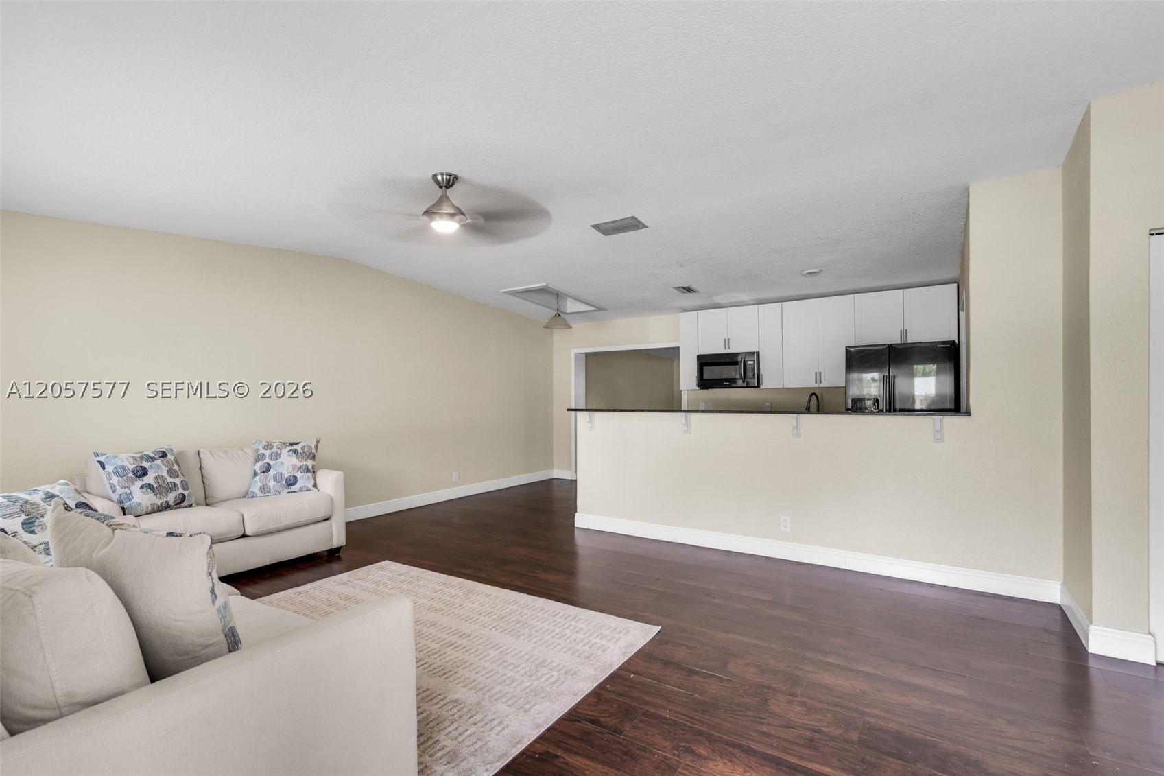 405 SW 77th Ave, North Lauderdale FL 33068