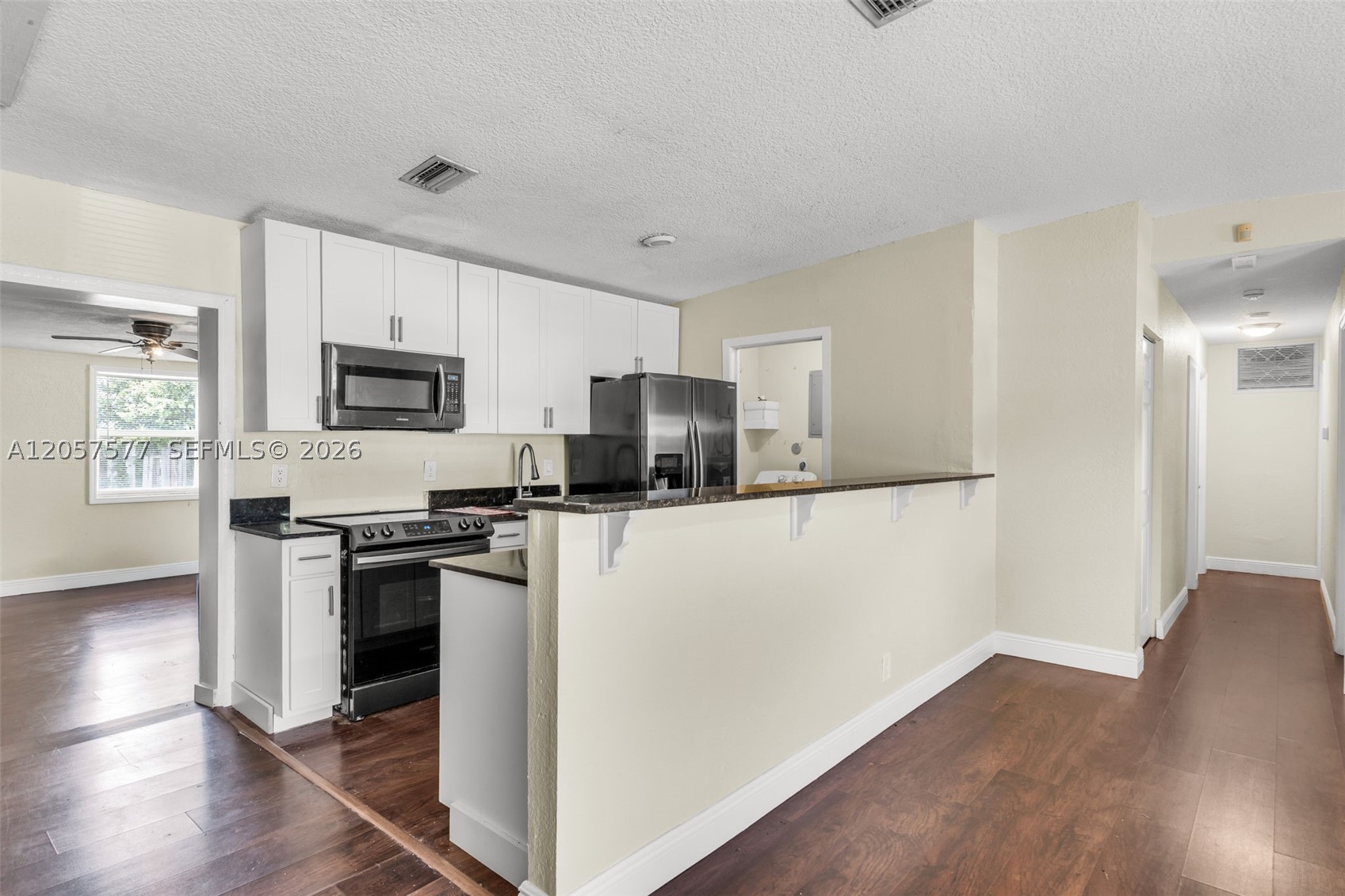 405 SW 77th Ave, North Lauderdale FL 33068