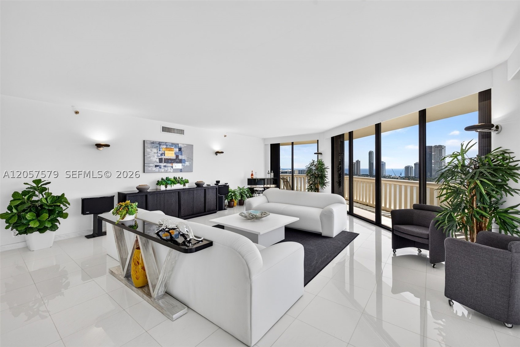 3000 Island Blvd #2506, Aventura FL 33160