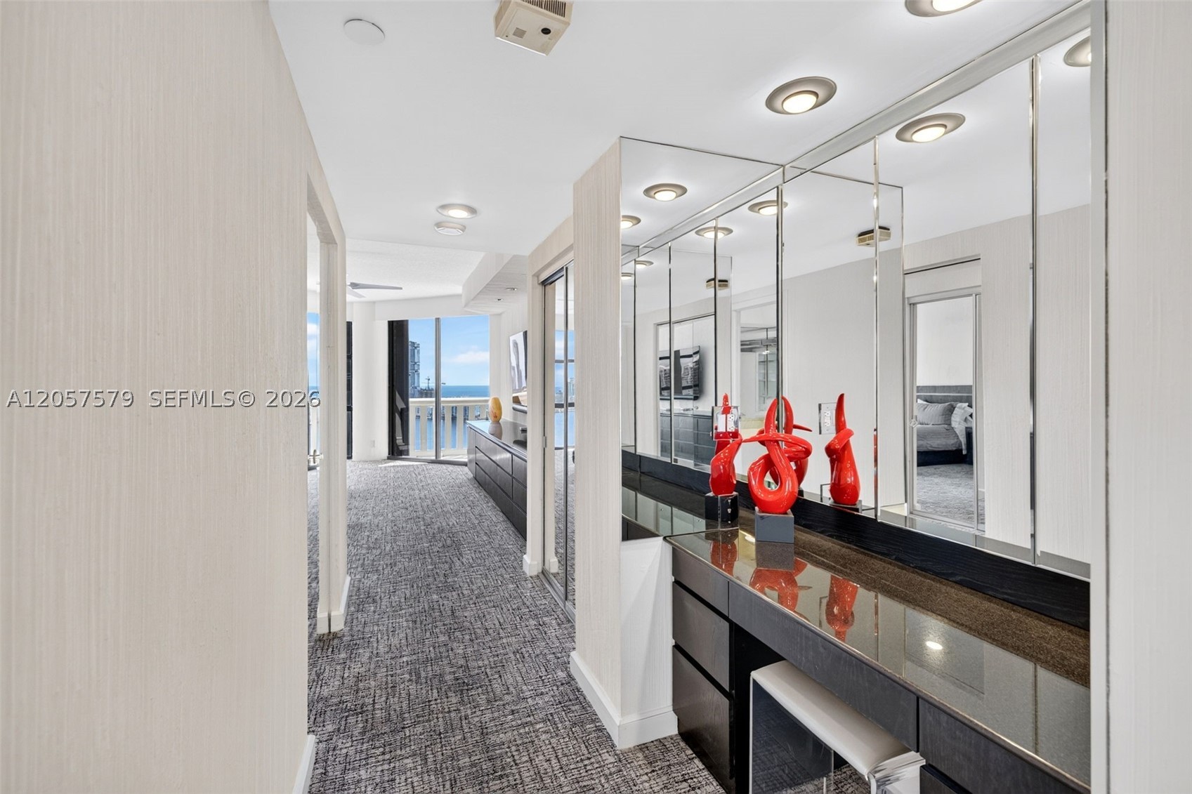 3000 Island Blvd #2506, Aventura FL 33160