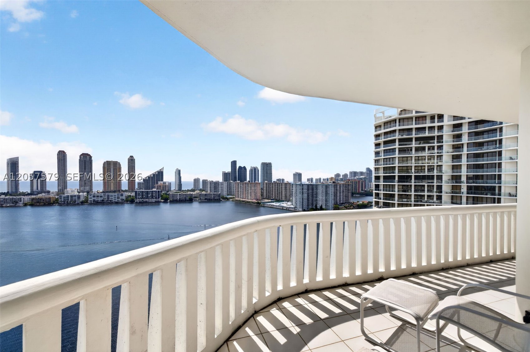 3000 Island Blvd #2506, Aventura FL 33160