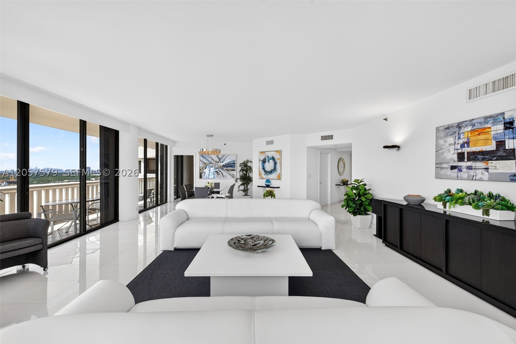 3000 Island Blvd #2506, Aventura FL 33160