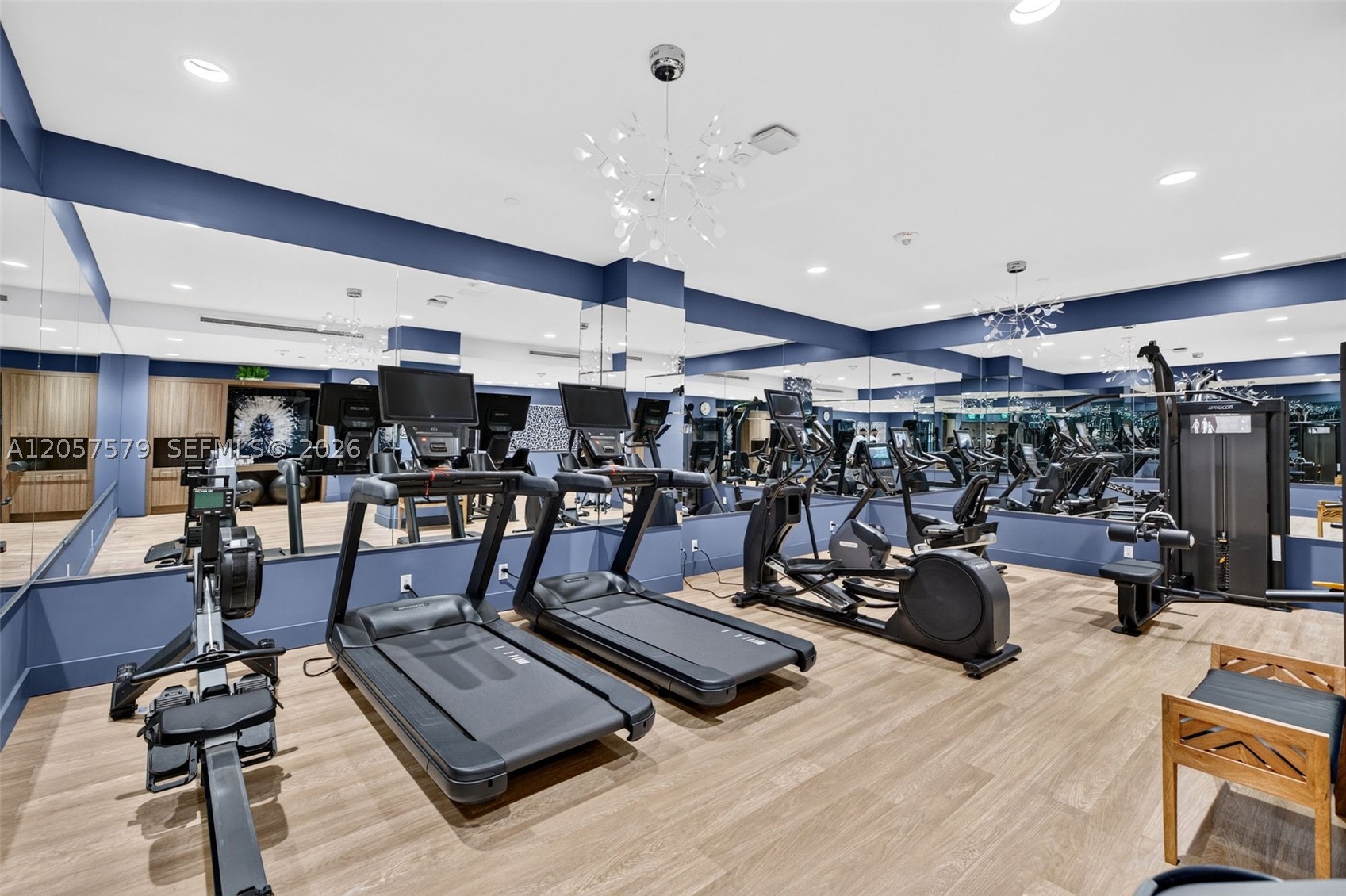 3000 Island Blvd #2506, Aventura FL 33160