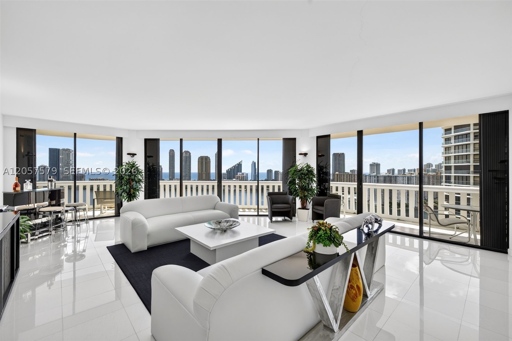 3000 Island Blvd #2506, Aventura FL 33160