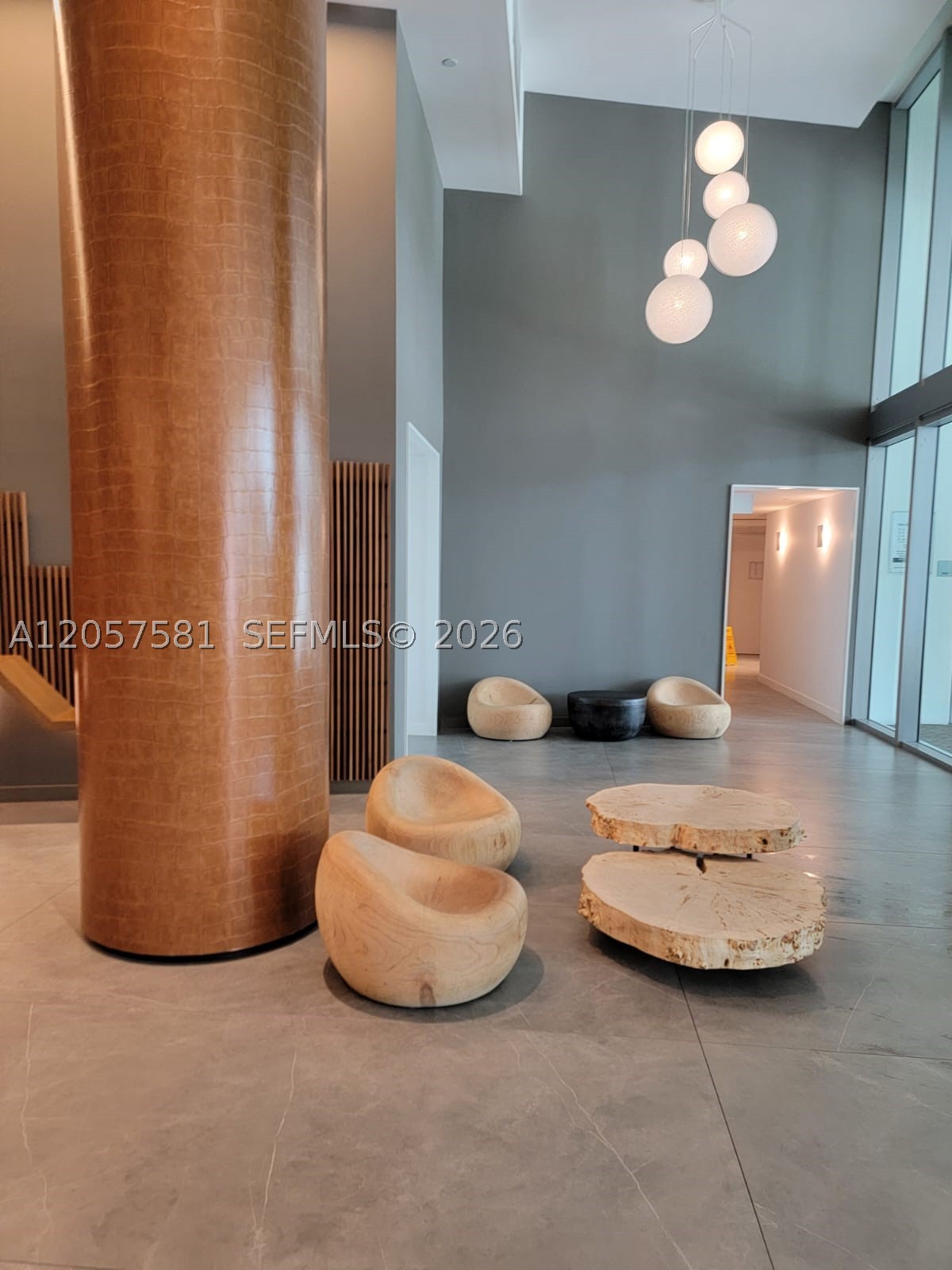 350 S Miami Ave #1515, Miami FL 33130