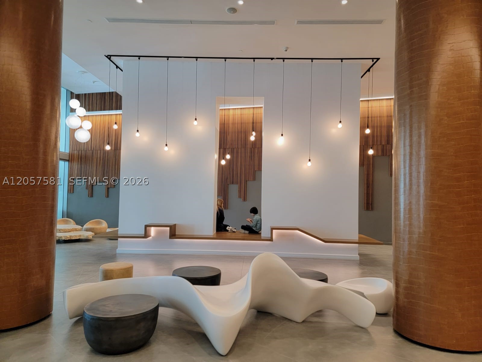 350 S Miami Ave #1515, Miami FL 33130