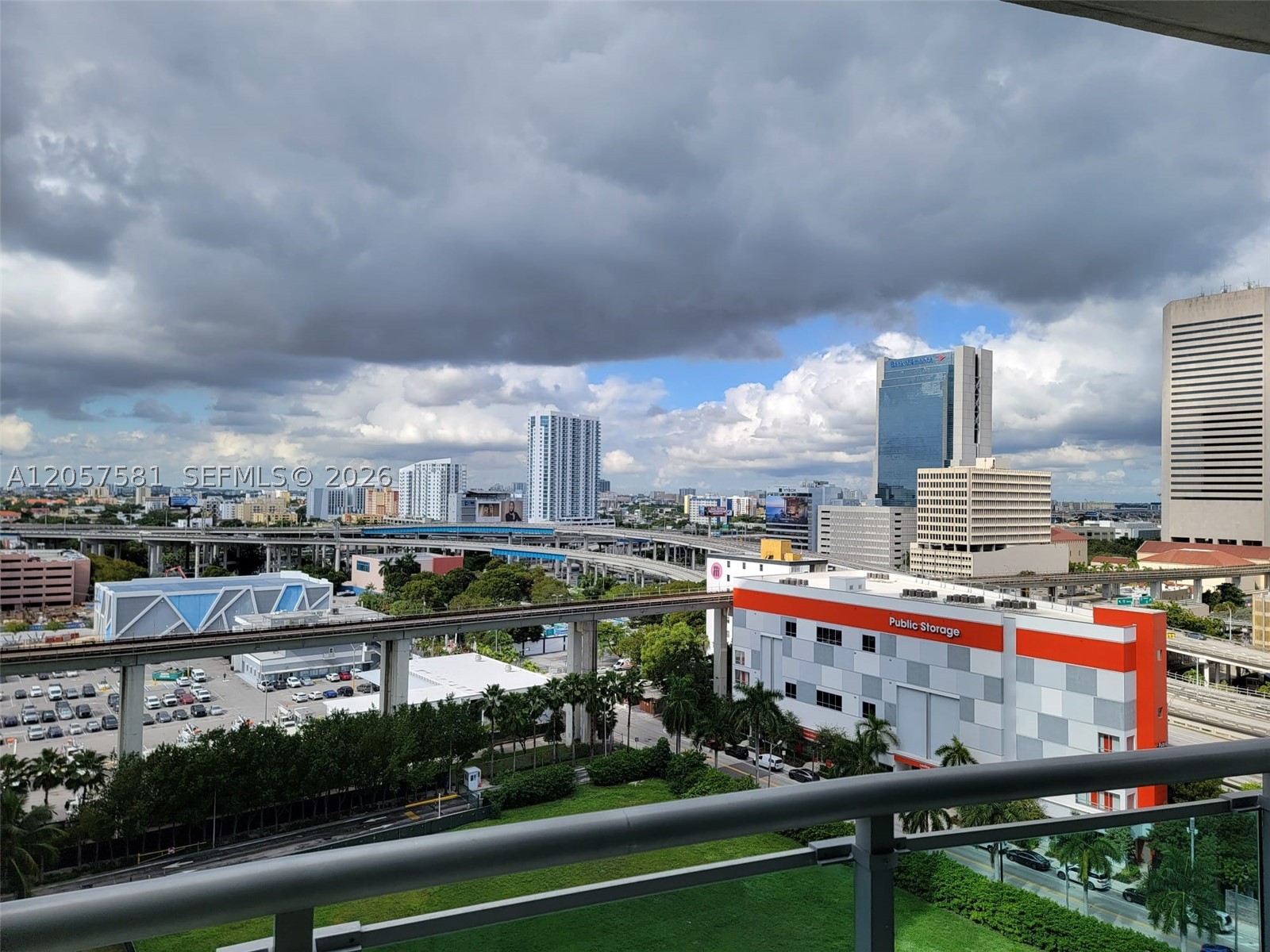 350 S Miami Ave #1515, Miami FL 33130