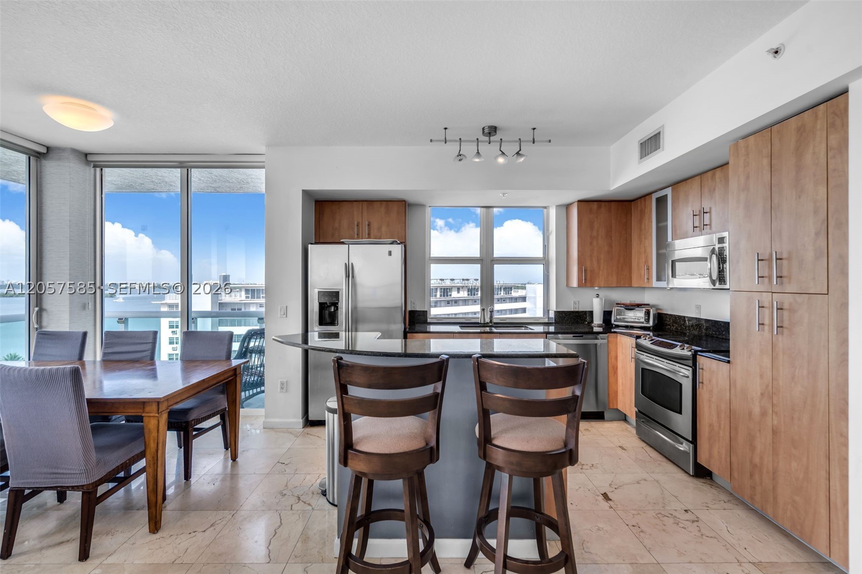 7900 Harbor Island Dr #1126, North Bay Village FL 33141