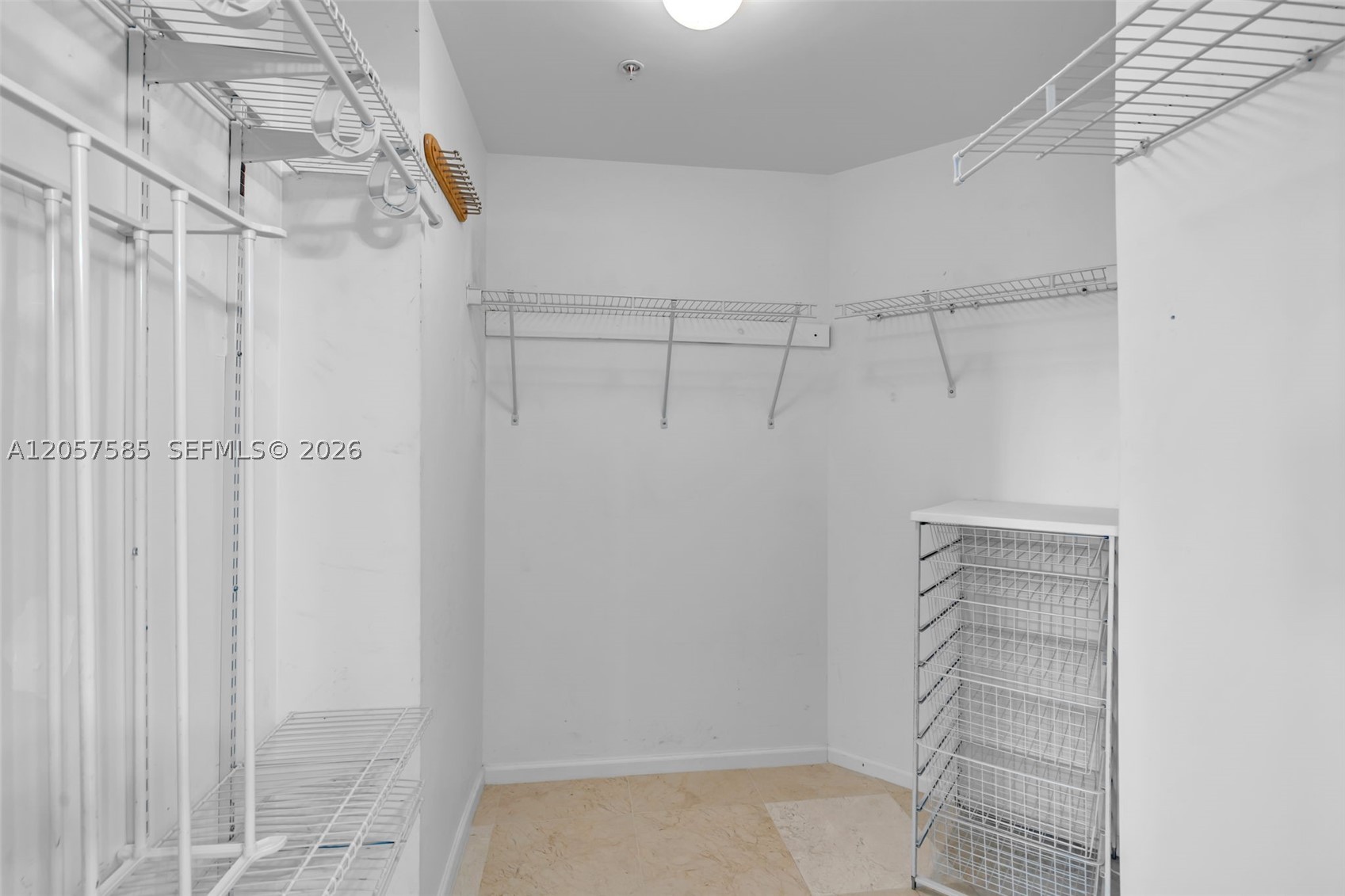 7900 Harbor Island Dr #1126, North Bay Village FL 33141