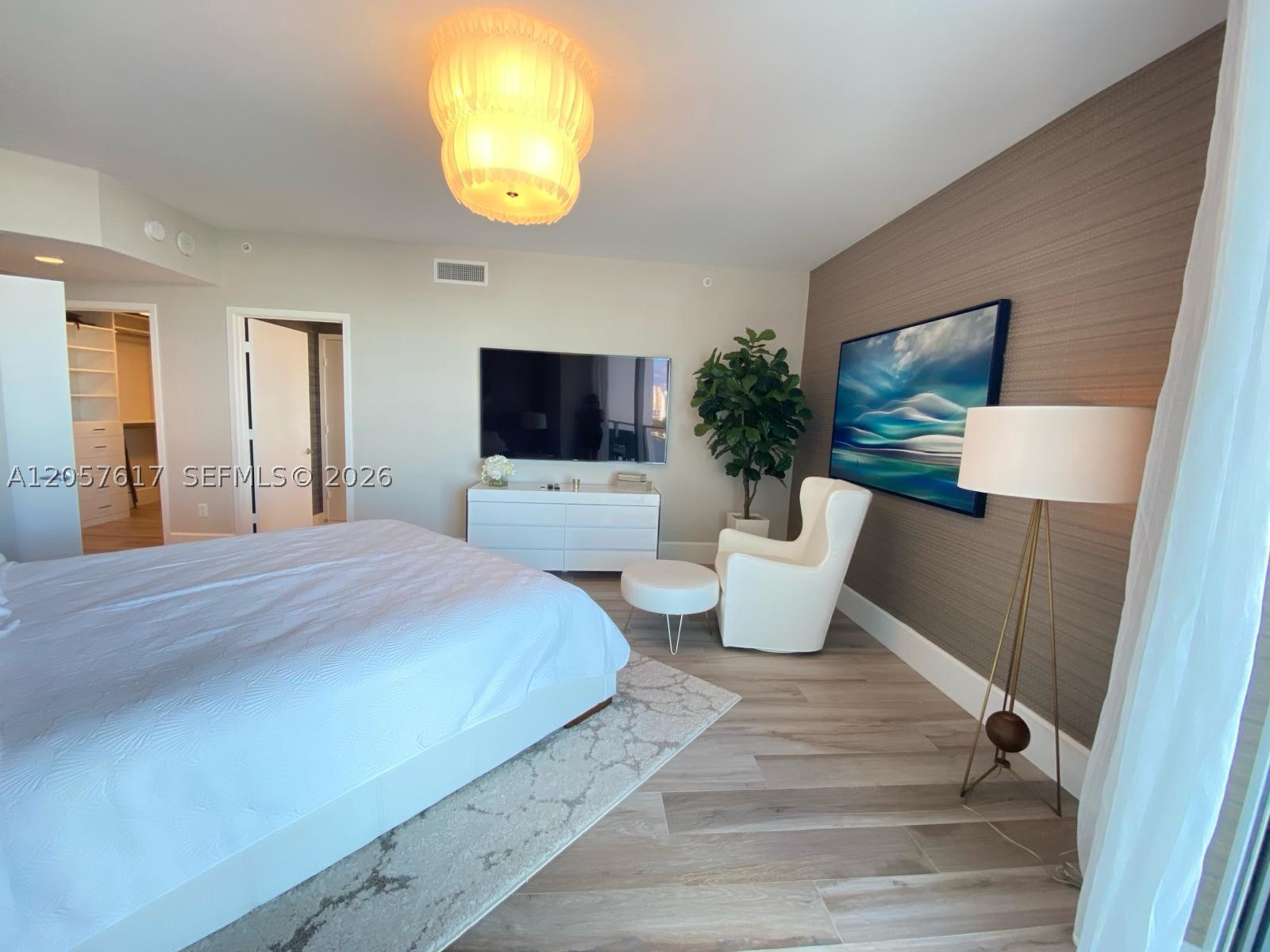 17301 Biscayne Blvd #1808, North Miami Beach FL 33160