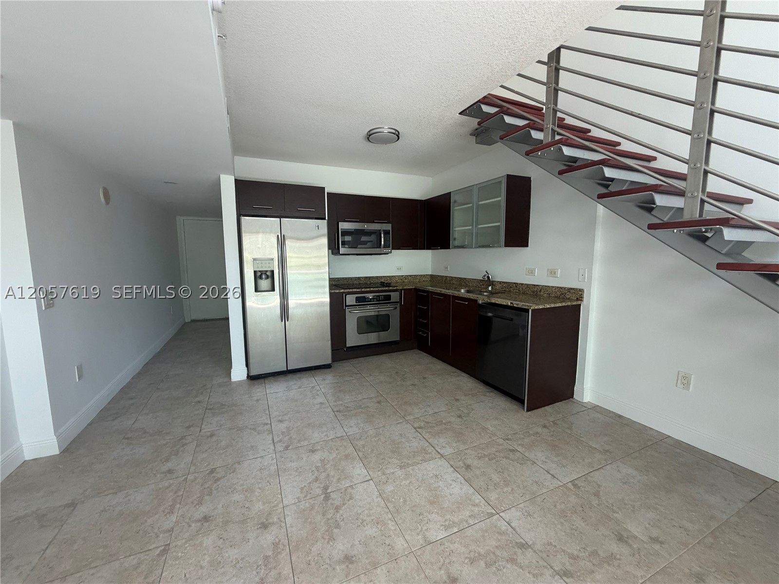 41 SE 5th St #404, Miami FL 33131