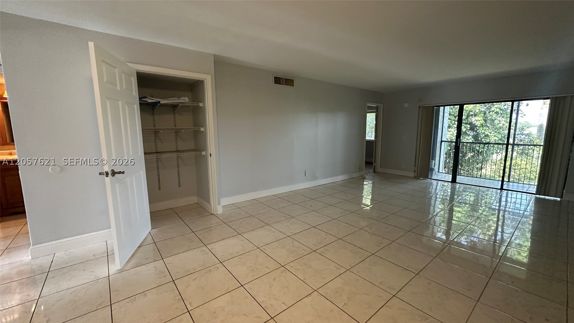 16551 Blatt Blvd #204, Weston FL 33326