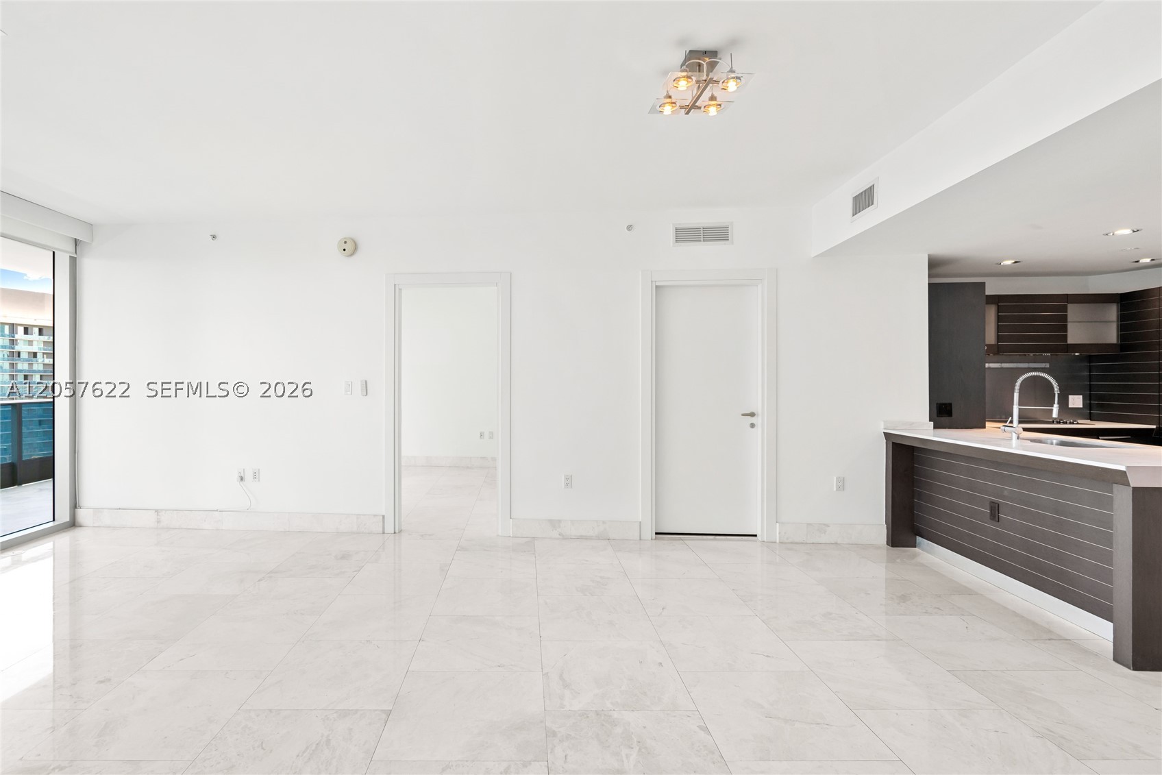 200 Biscayne Boulevard Way #4004, Miami FL 33131