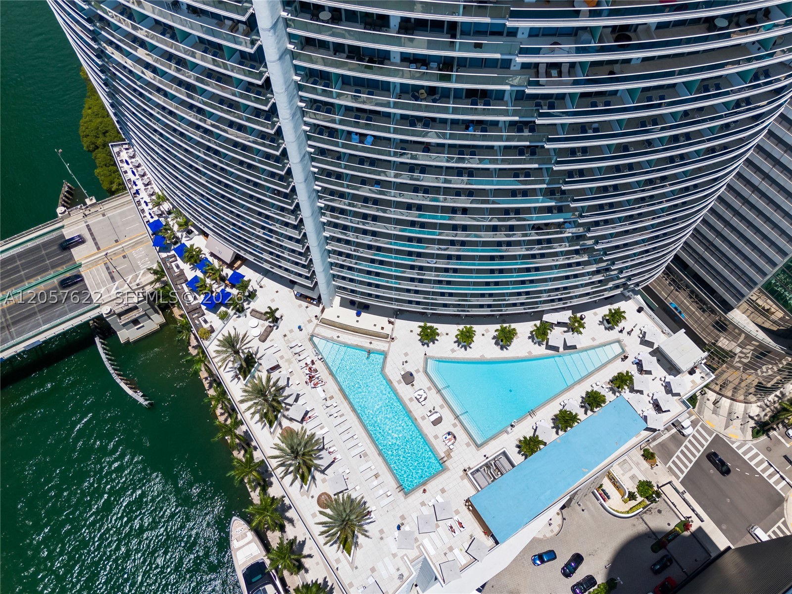 200 Biscayne Boulevard Way #4004, Miami FL 33131