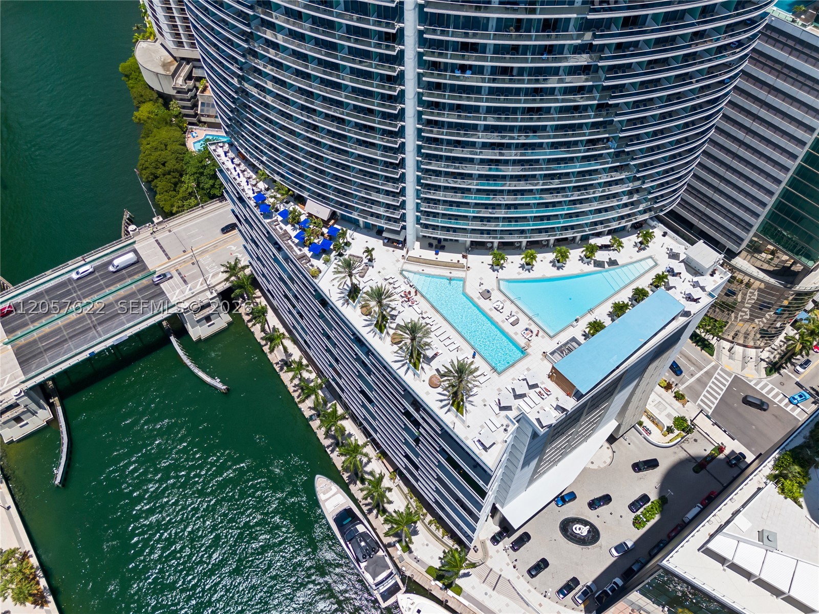 200 Biscayne Boulevard Way #4004, Miami FL 33131