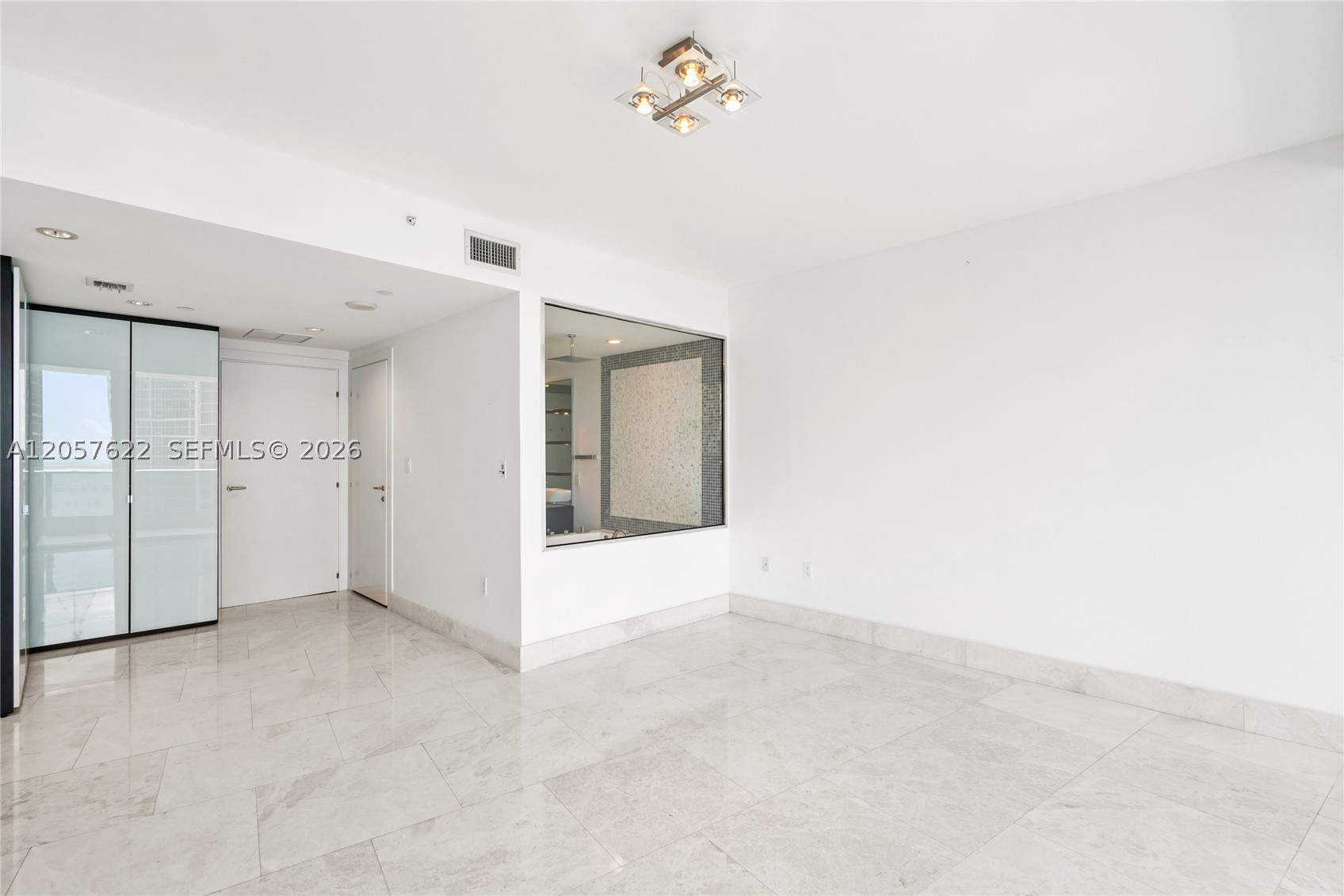 200 Biscayne Boulevard Way #4004, Miami FL 33131