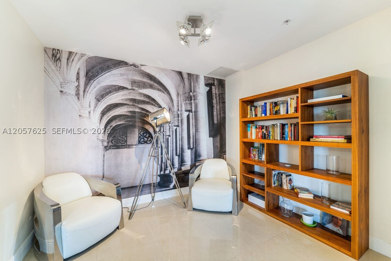 8395 SW 73rd Ave #412, Miami FL 33143