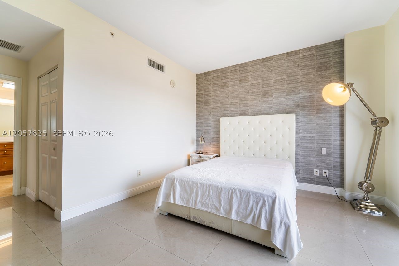 8395 SW 73rd Ave #412, Miami FL 33143