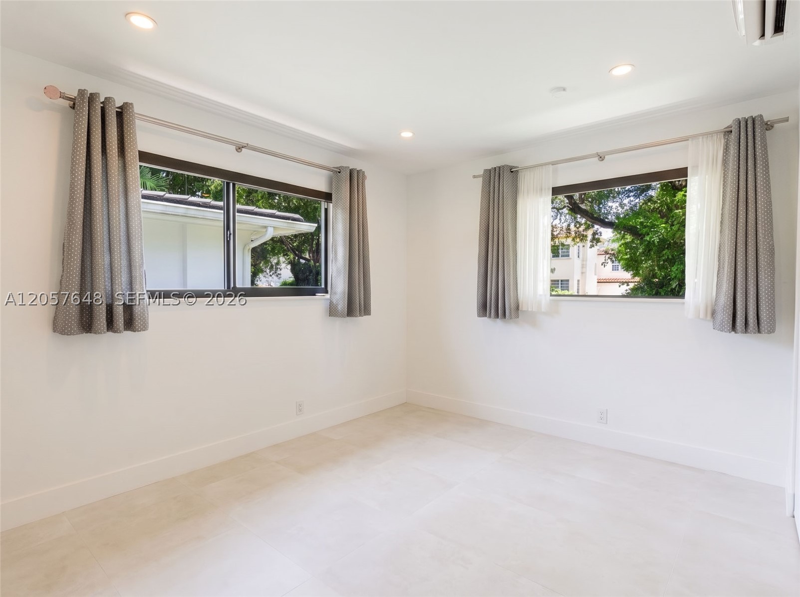 925 Algaringo Ave, Coral Gables FL 33134