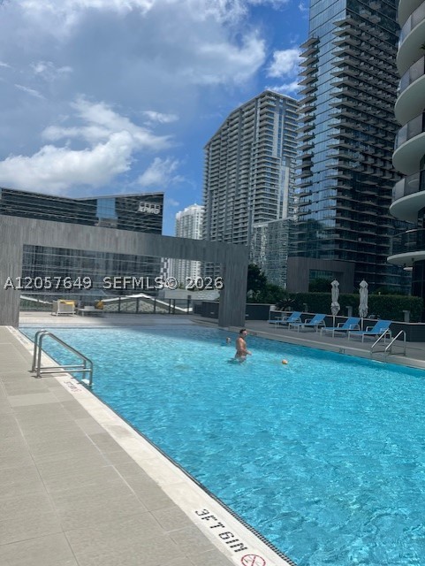 55 SW 9th St #4209, Miami FL 33130