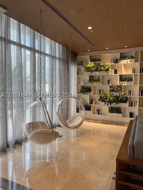 55 SW 9th St #4209, Miami FL 33130