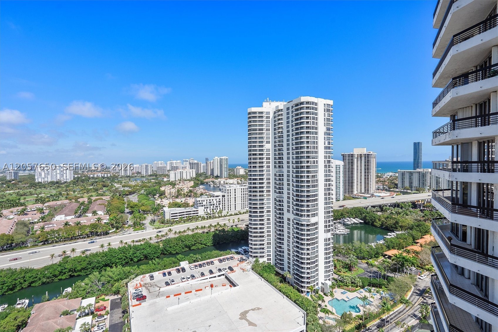3530 Mystic Pointe Dr #2907, Aventura FL 33180