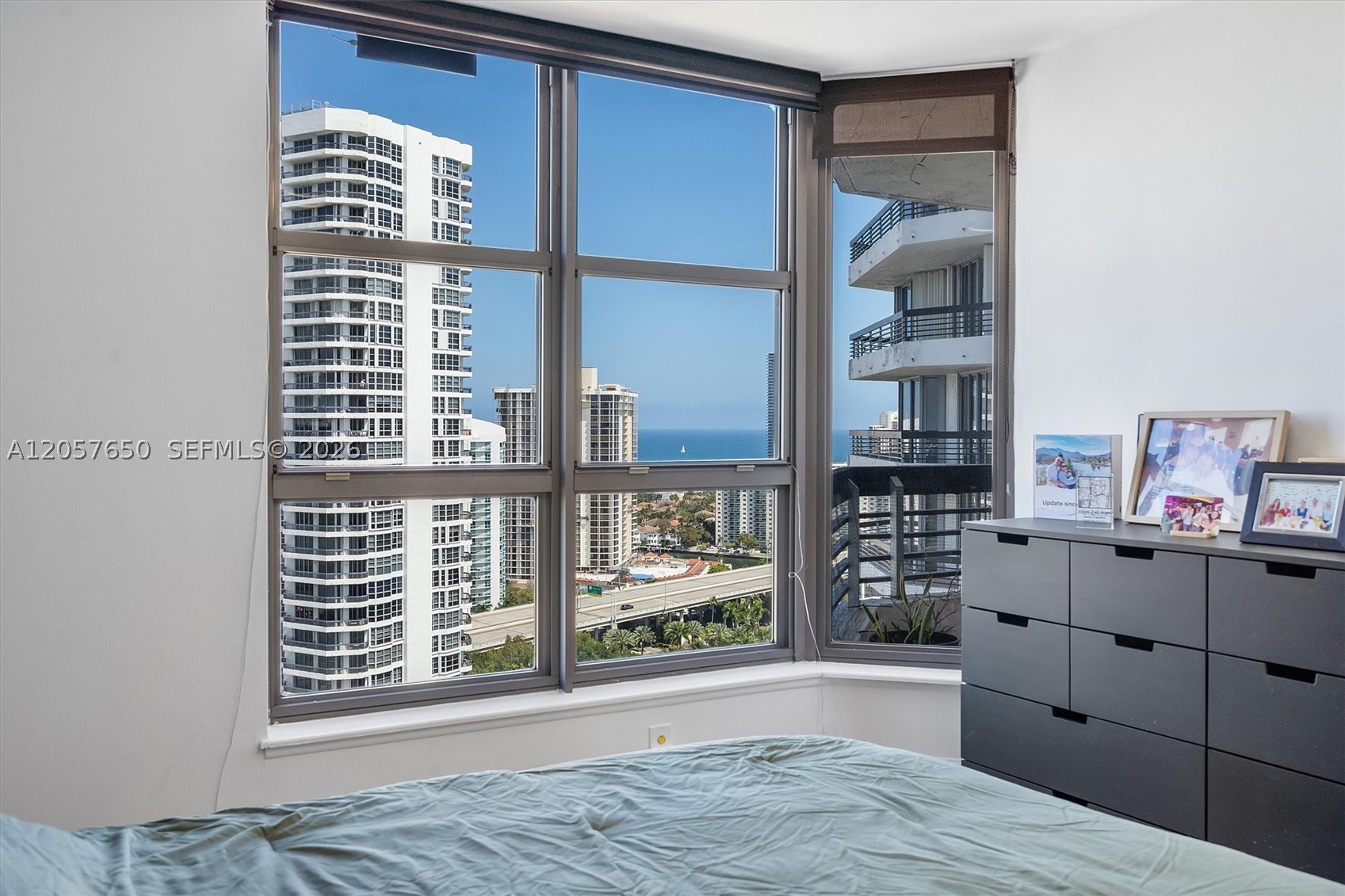 3530 Mystic Pointe Dr #2907, Aventura FL 33180