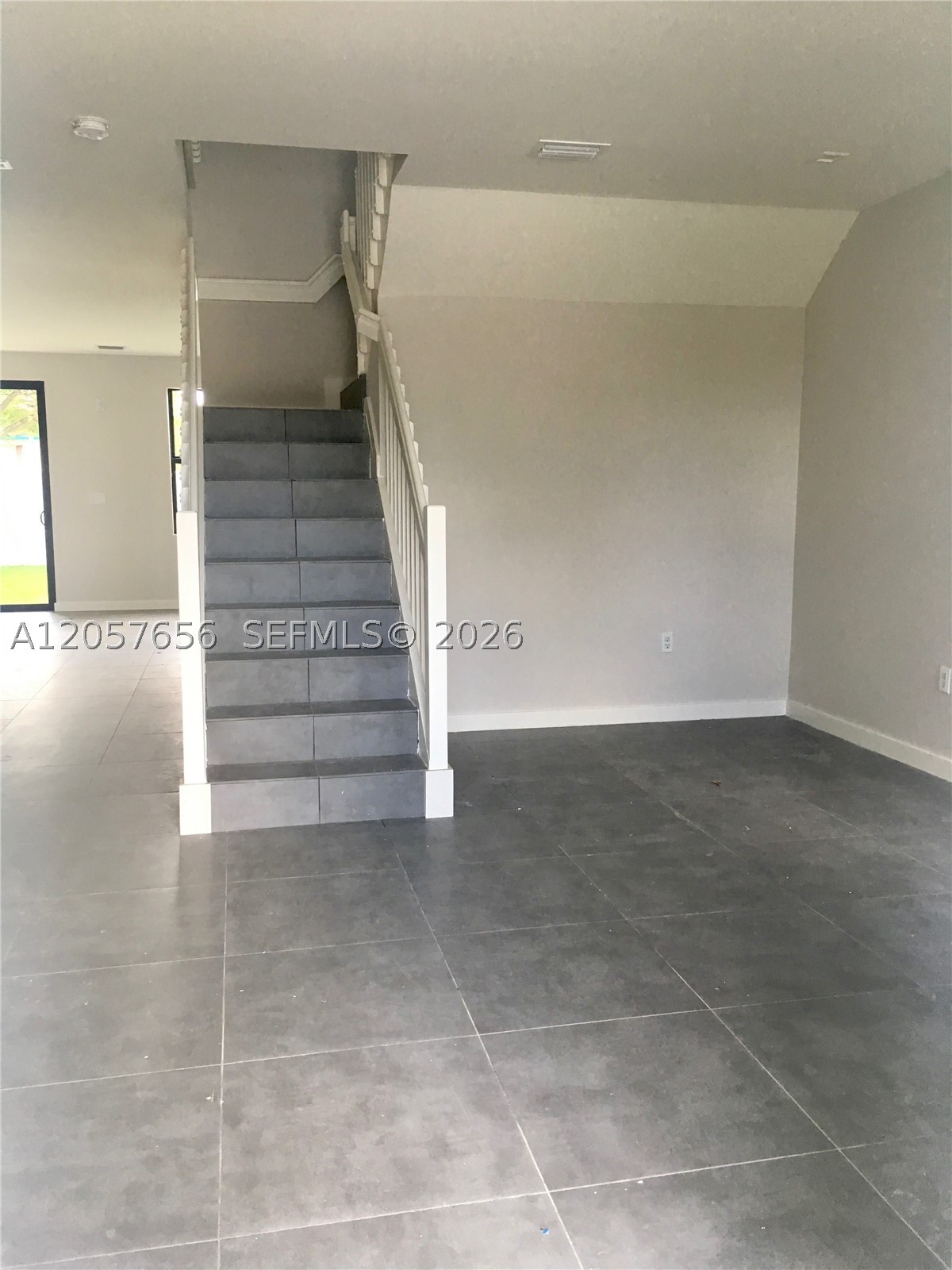 3670 SW 69th Ave, Miami FL 33155